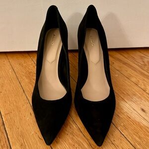 ✨🆕 ALDO black suede 3" pointed toe pumps, 8M